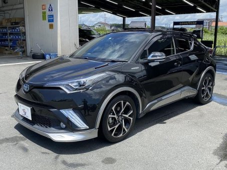 Toyota CHR Hybrid г.в. 2019 1800сс Пробег 33000км
