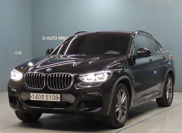 BMW X4 G02. 2020 г. B46B20B xDrive20i M Sport X. AT   1998 cc  Gasoline sunroof.