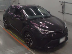 TOYOTA C-HR 2020 черный NGX10 G-T 1