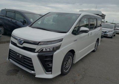 Toyota Voxy г.в. 2018 1800сс  Hybrid Keramiki 78,000km
