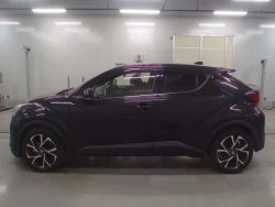 TOYOTA C-HR 2020 черный NGX10 G-T 5